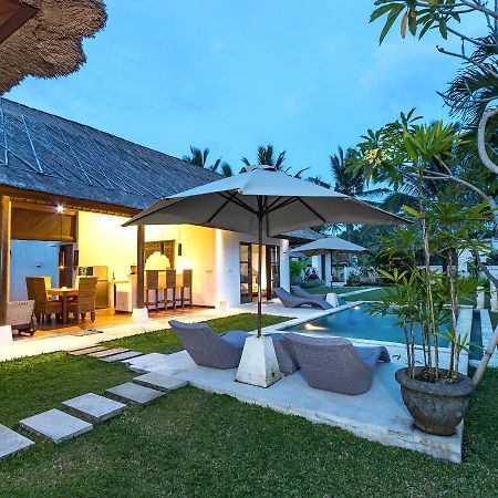 Villa Candi Kecil Tujuh By Villa Finder อูบุด ภายนอก รูปภาพ