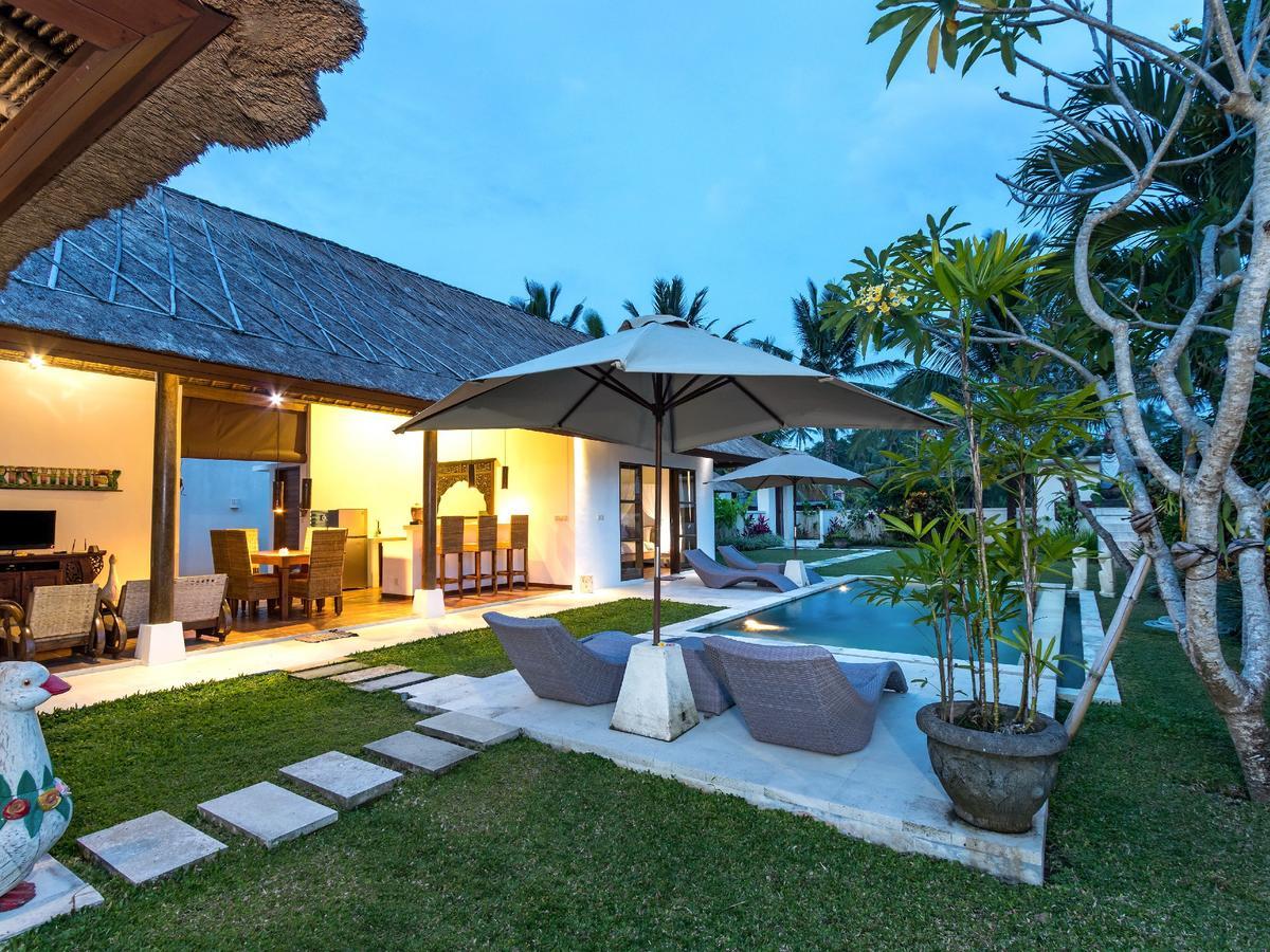Villa Candi Kecil Tujuh By Villa Finder อูบุด ภายนอก รูปภาพ