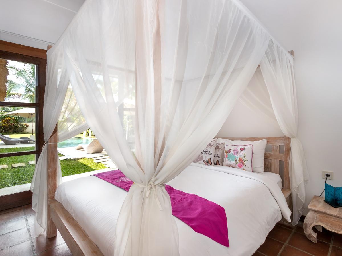 Villa Candi Kecil Tujuh By Villa Finder อูบุด ภายนอก รูปภาพ