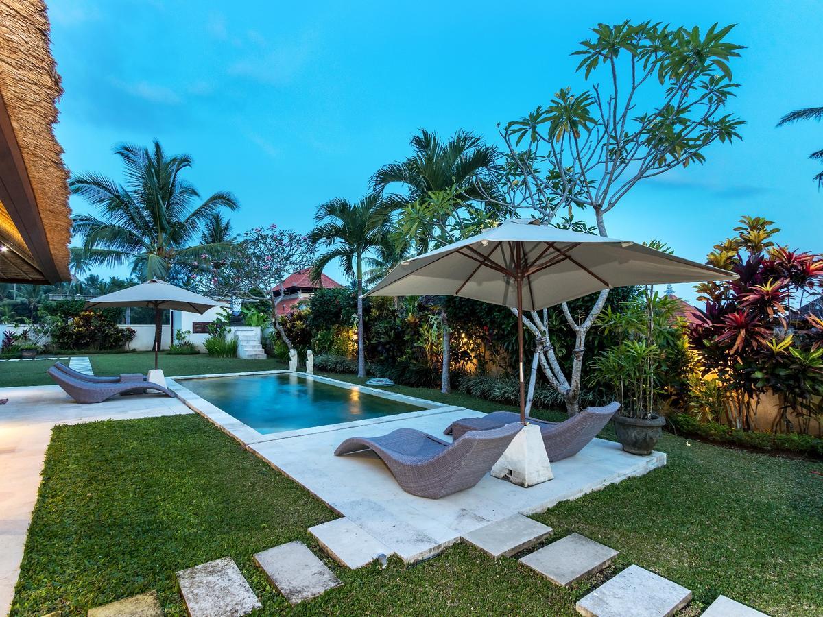 Villa Candi Kecil Tujuh By Villa Finder อูบุด ภายนอก รูปภาพ